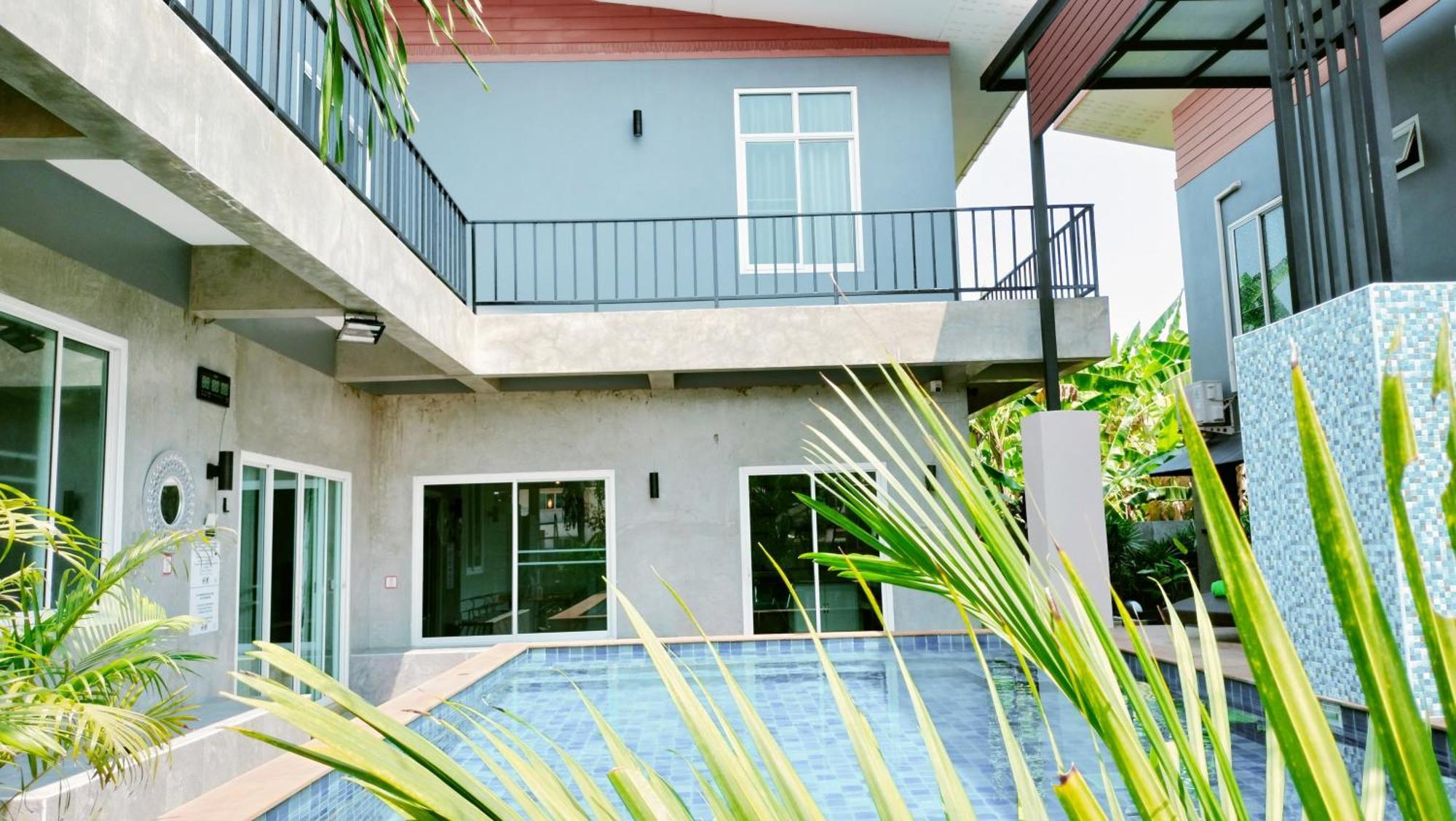 Villa Rajapruek Entire 3 Villas 7 Bedrooms Near Airport Чиангмай Екстериор снимка
