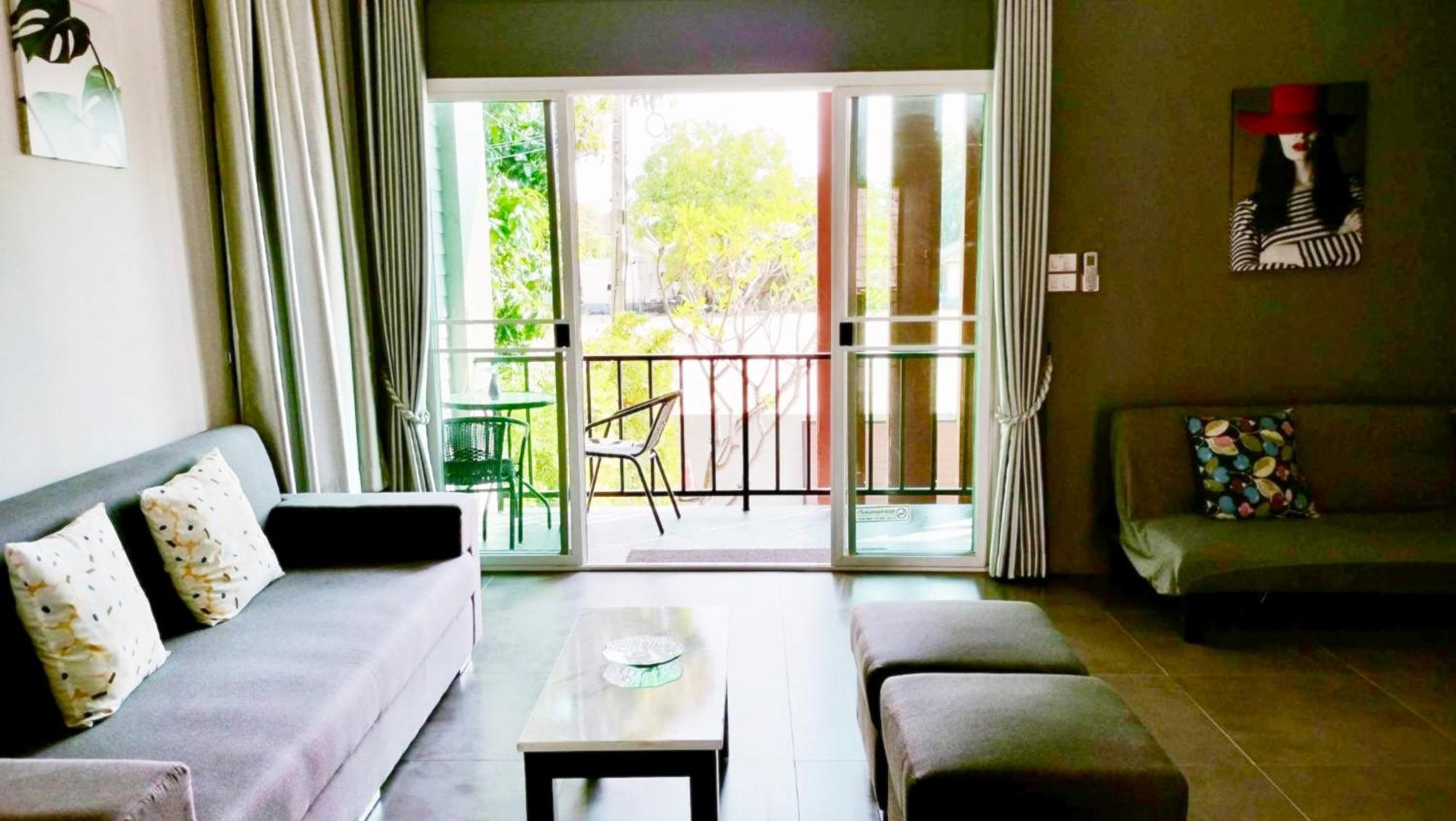 Villa Rajapruek Entire 3 Villas 7 Bedrooms Near Airport Чиангмай Екстериор снимка